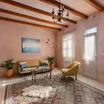 Casa Emiliana شقة
