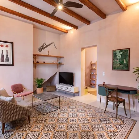 Casa Emiliana 公寓