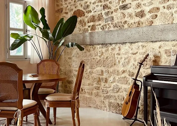 Casa Emiliana *